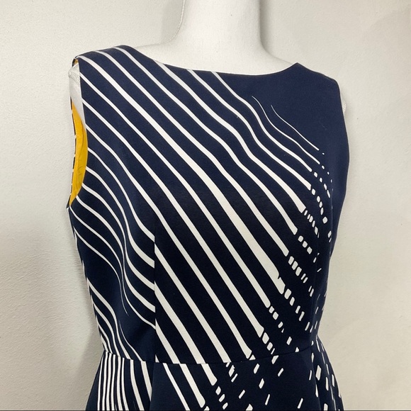 Chetta B Sunhee Navy Shift Nautical Career Satin Lined V-back Dress Size 4 - Picture 2 of 8